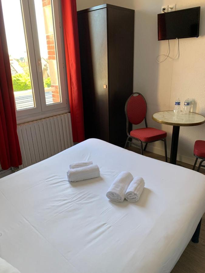 Hotel Le Cosy Riva Bella Ouistreham Zewnętrze zdjęcie