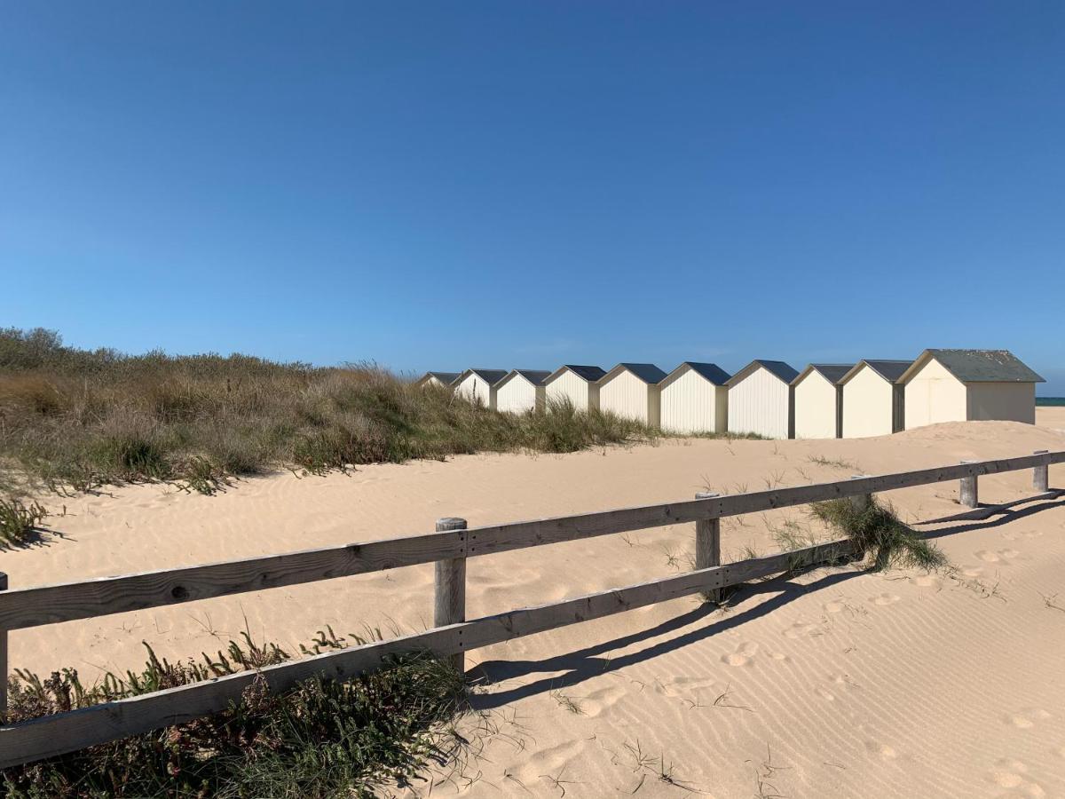 Hotel Le Cosy Riva Bella Ouistreham Zewnętrze zdjęcie